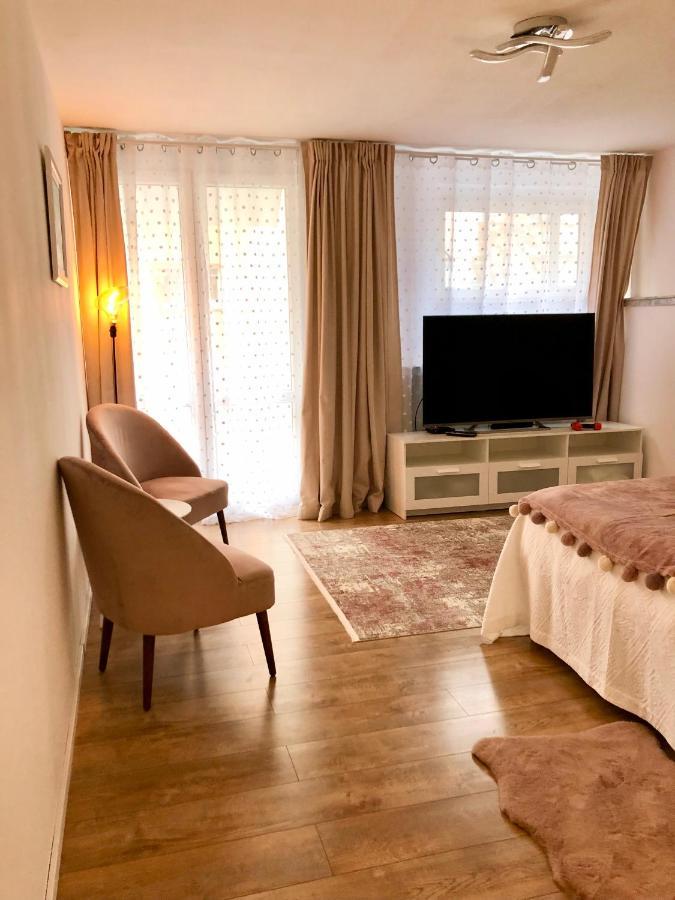 Old Town Romantic Apartment. Breslau-Wroclaw. ภายนอก รูปภาพ